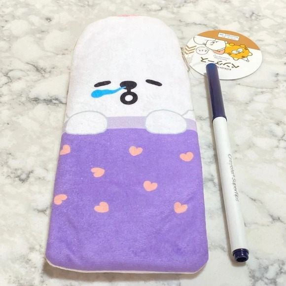 3/$20 🌸 Polar Bear Pencil Case - Picture 2 of 4